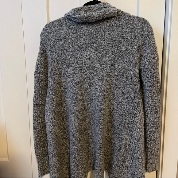 Dynamite Cozy Shawl Style Cardigan Sweater - Picture 3 of 3